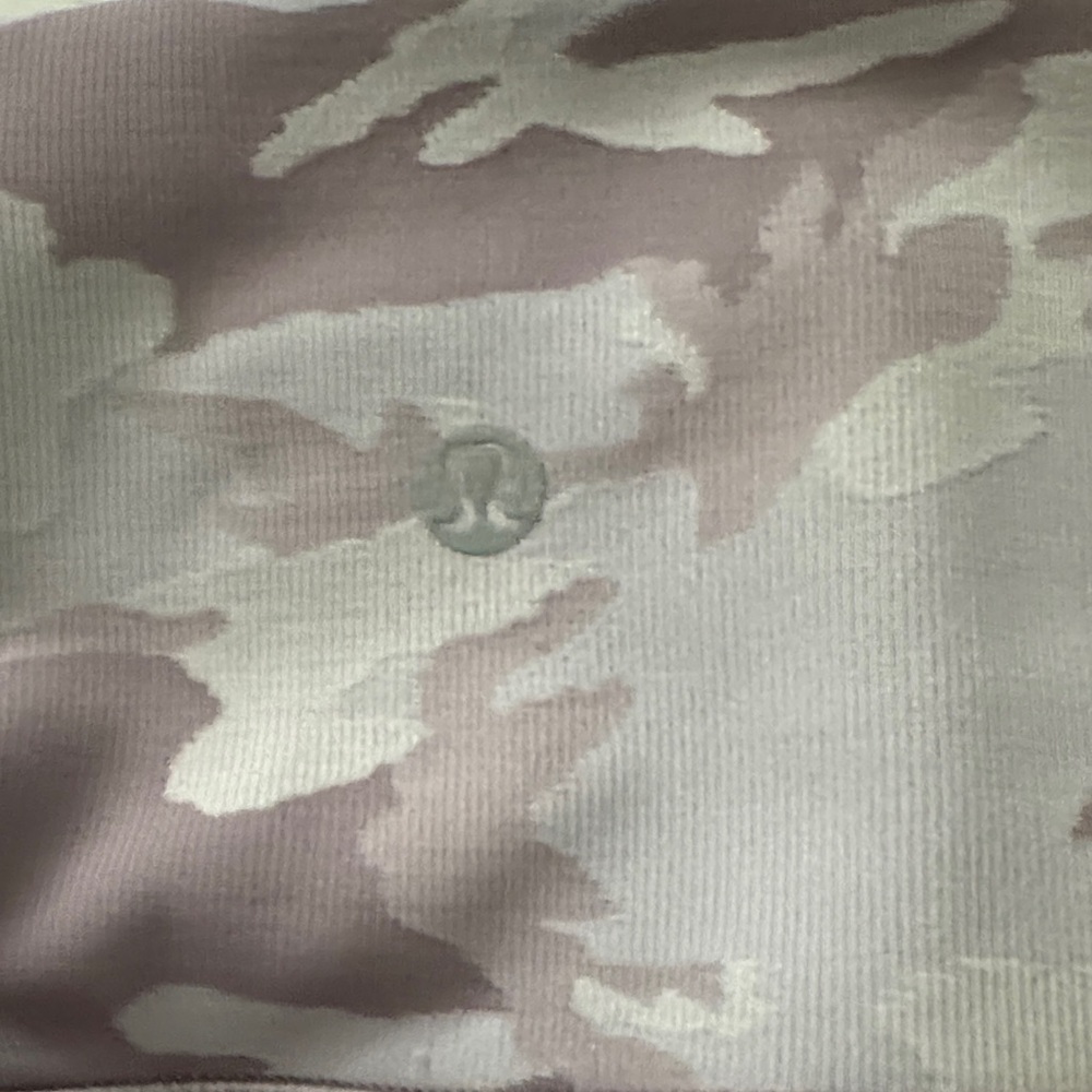 Lululemon Athletica Gray Camo Leggings - Picture 3 of 4